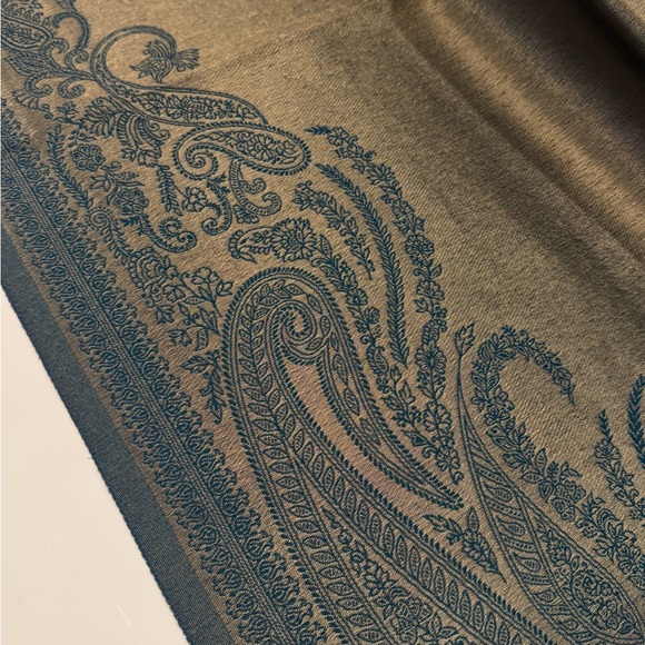 Moonlight Reversible - Picture 10 of 16